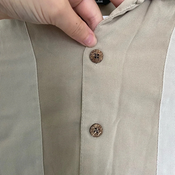 Lanesboro men’s button down 100%‎ silk beige shirt — medium - Picture 3 of 5